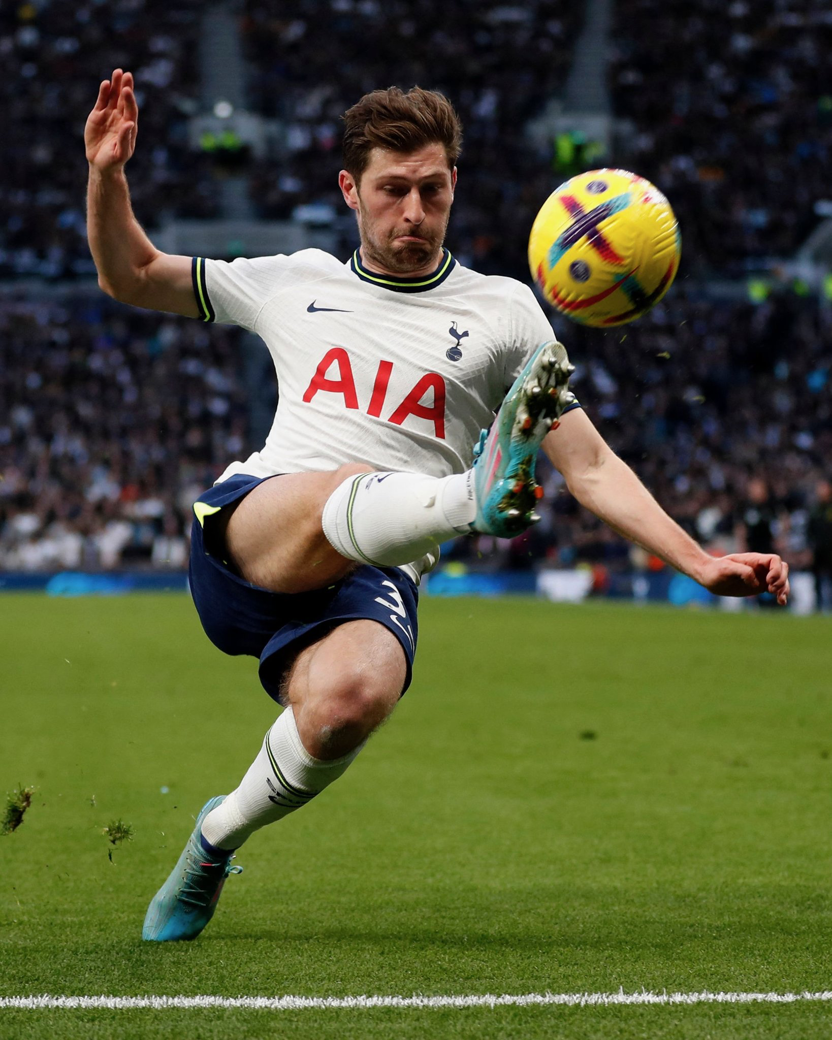 Ben Davies keeps his balance as he attempts to control the ball.