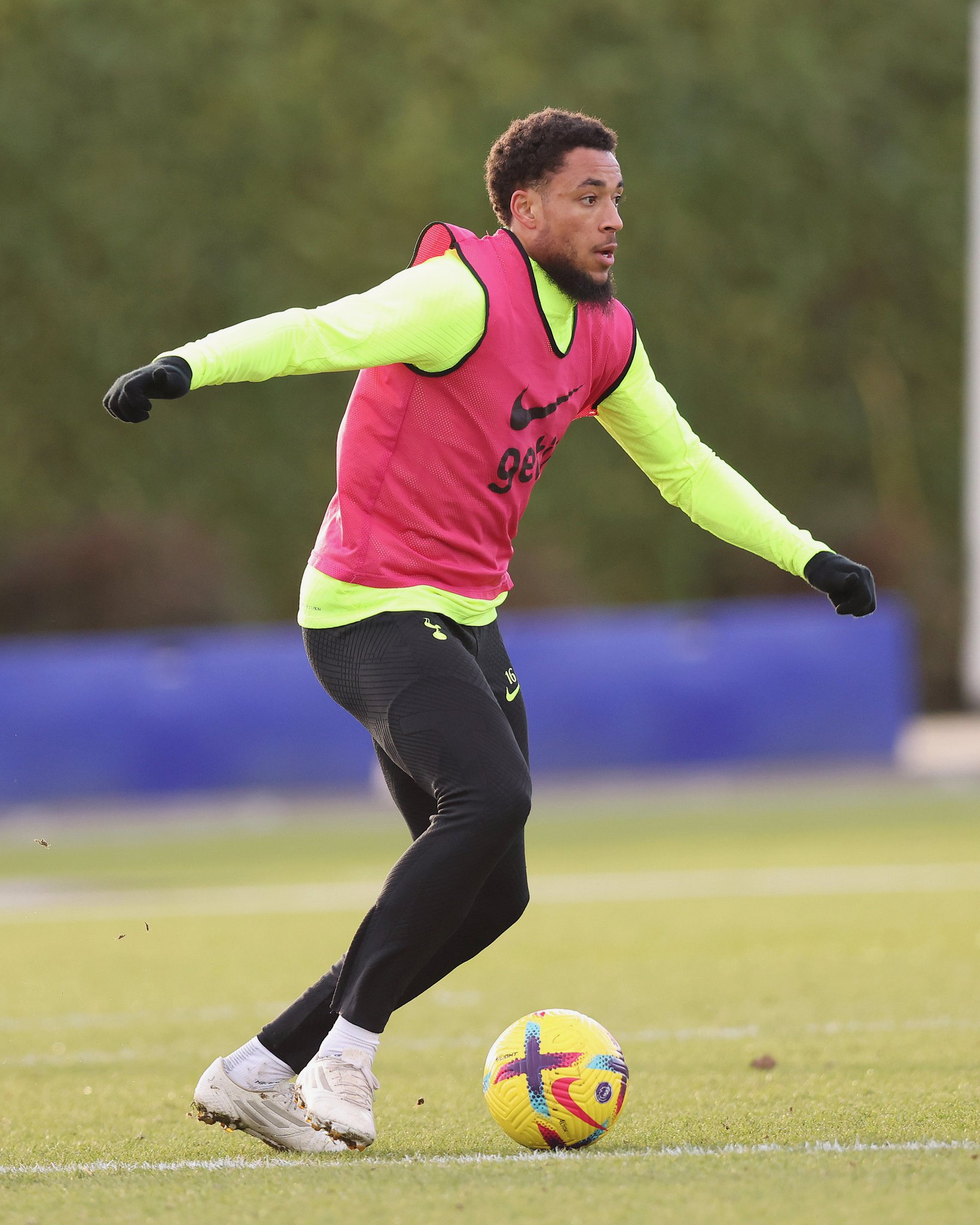 Arnaut Danjuma practices on the ball during training.