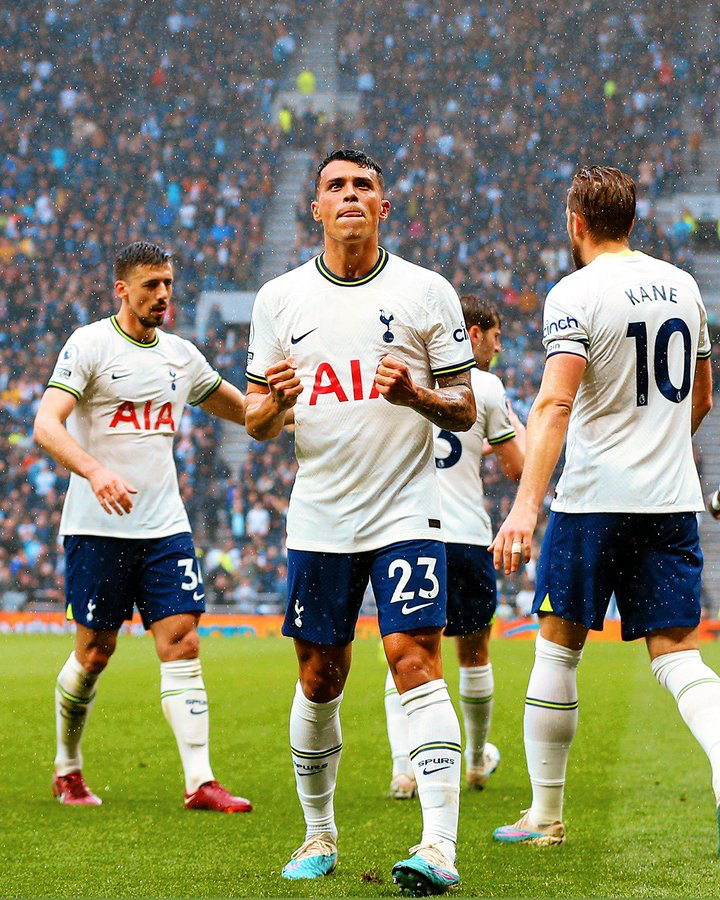 Pedro Porro celebrates after assisting Harry Kane's goal against Crystal Palace.