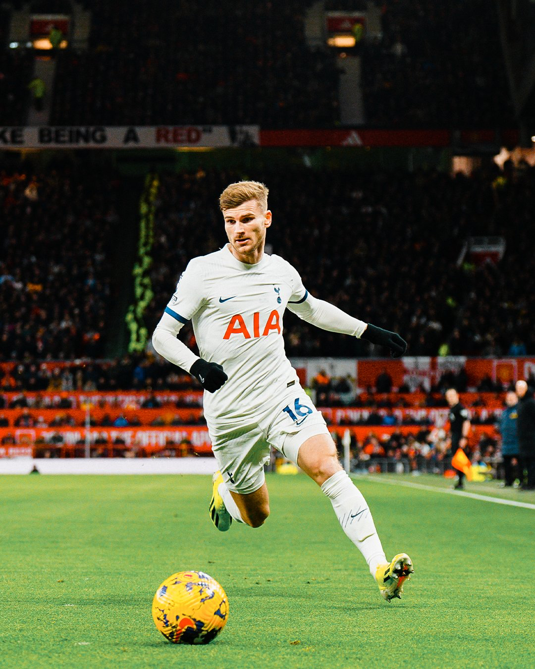 Timo Werner prepares to pass.