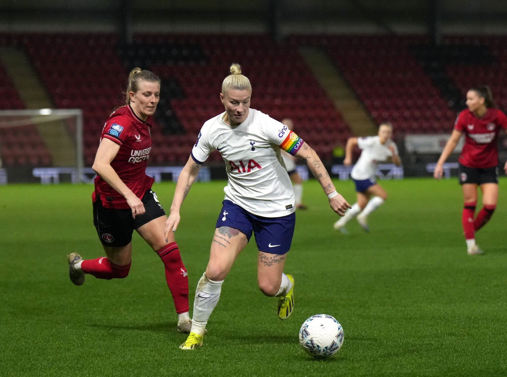 Beth England pursues the ball with Kate Longhurst hot on her heels.