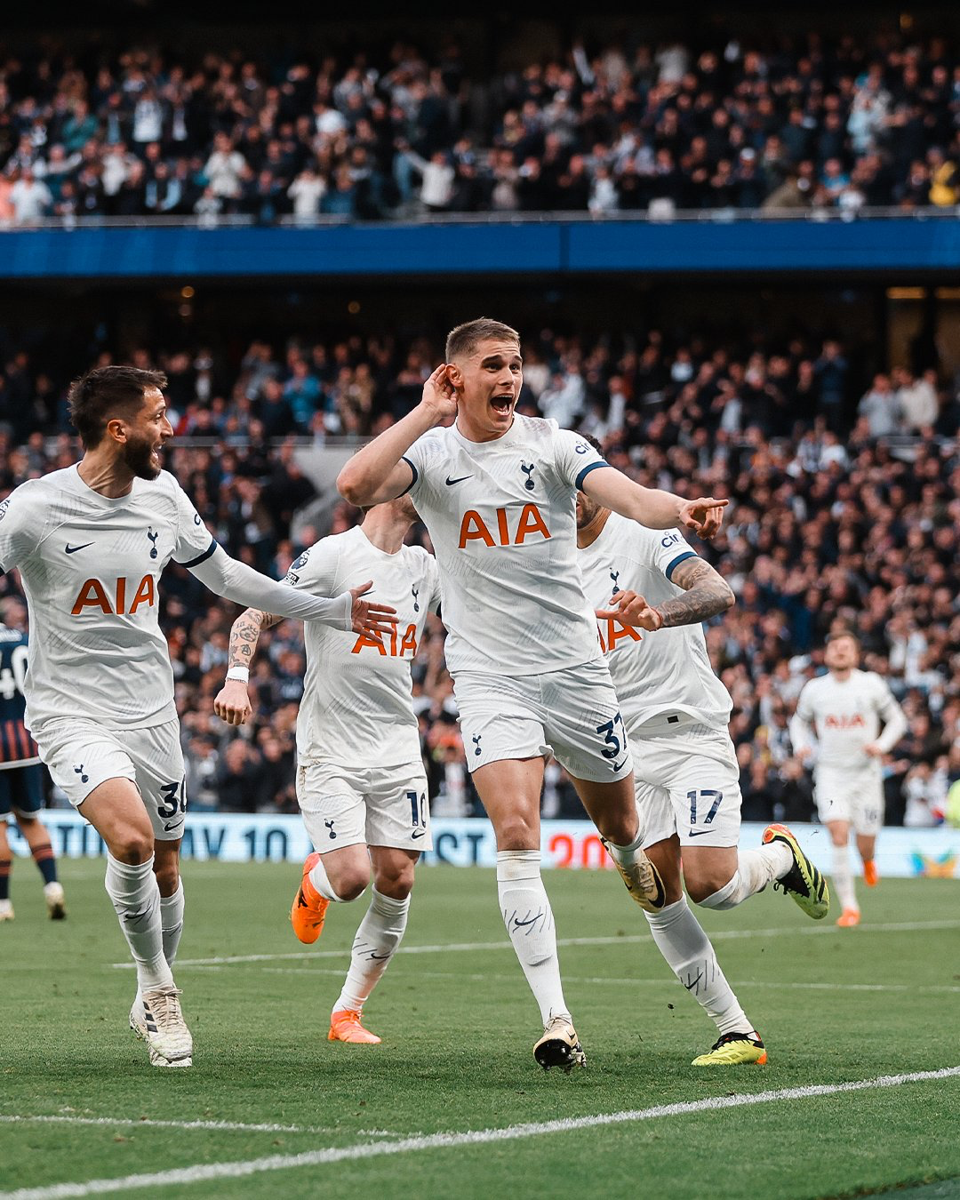 Micky van de Ven celebrates his second goal of the season.