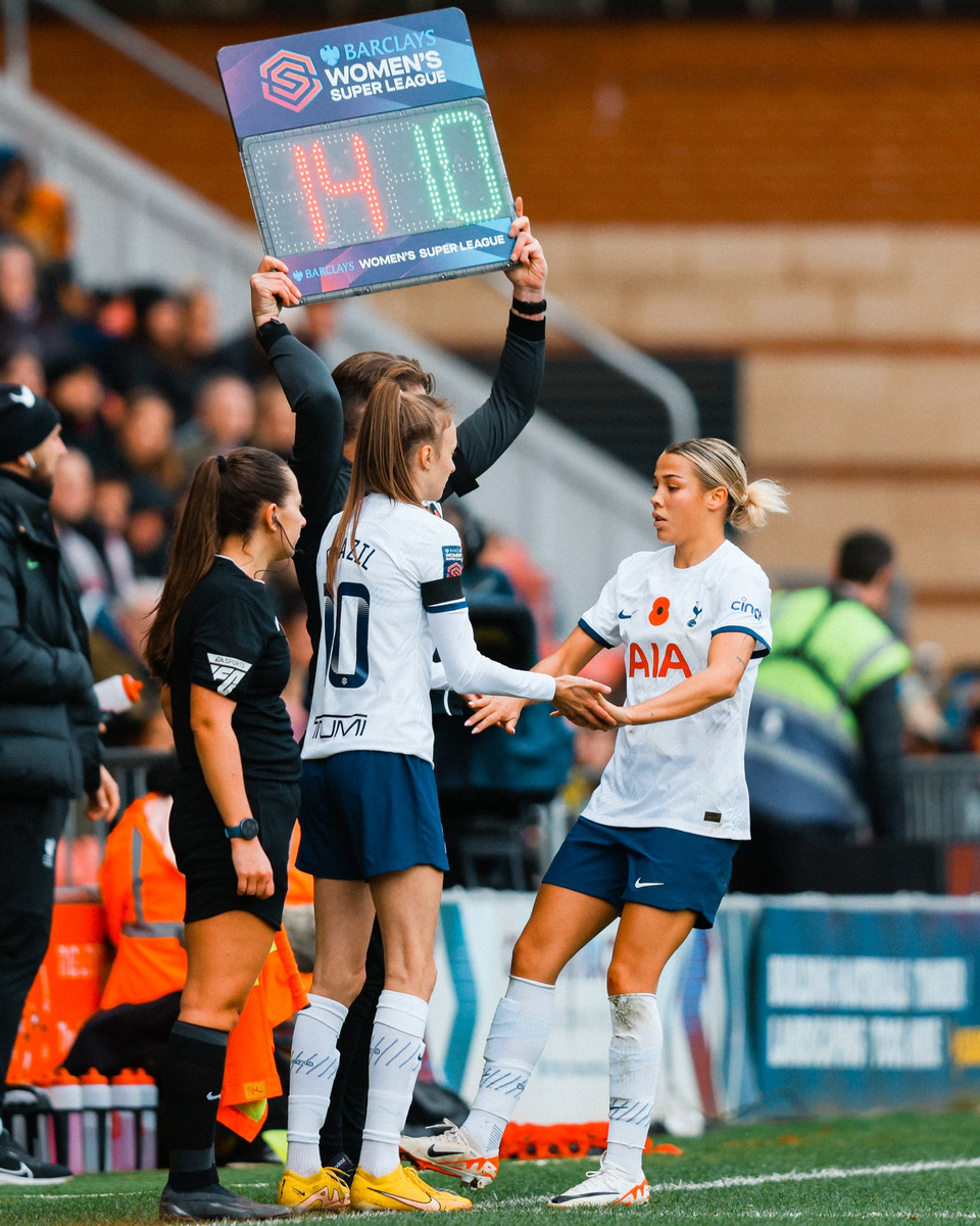 Ellie Brazil subs in for Celin Bizet to make her first appearance since her ACL injury.